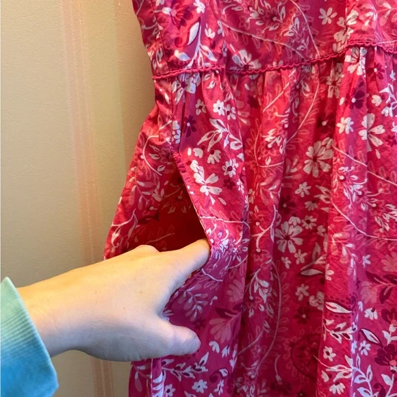 Loft -Paisley Tie Poplin Midi
Pocket Dress - Picture 8 of 8